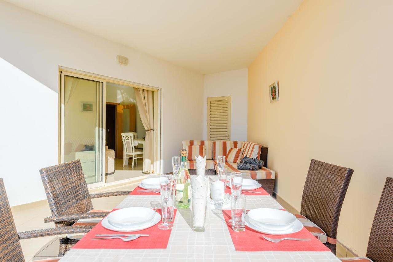Bnb Homes Ocean View Apartment With Huge Sunny Terrace, 2 Swimming Pools & Tennis Court Albufeira Exterior photo