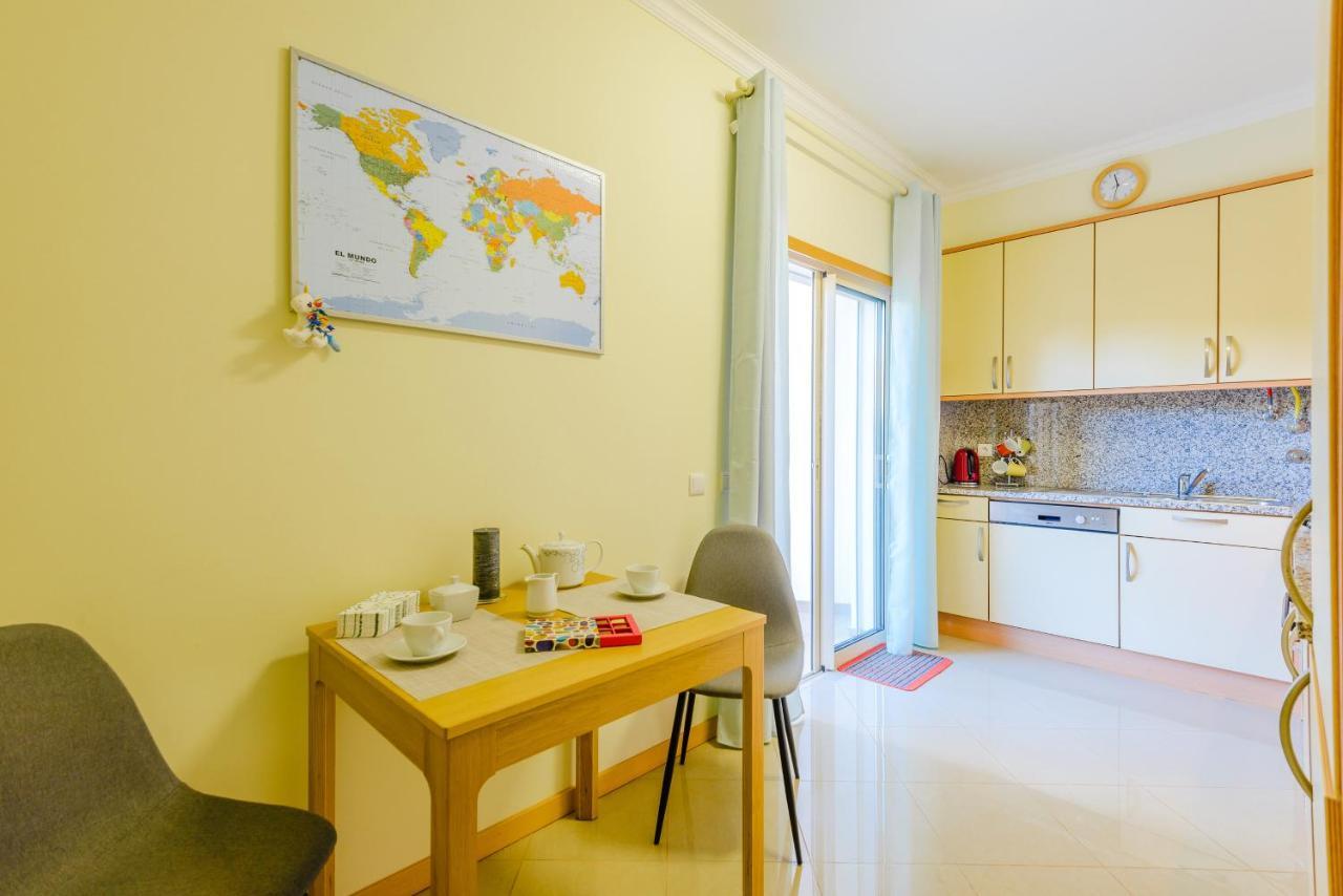 Bnb Homes Ocean View Apartment With Huge Sunny Terrace, 2 Swimming Pools & Tennis Court Albufeira Exterior photo