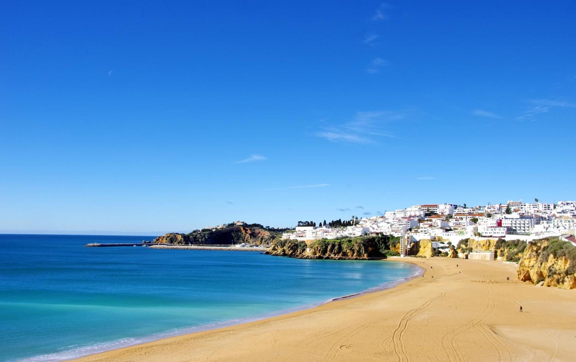 Bnb Homes Ocean View Apartment With Huge Sunny Terrace, 2 Swimming Pools & Tennis Court Albufeira Exterior photo